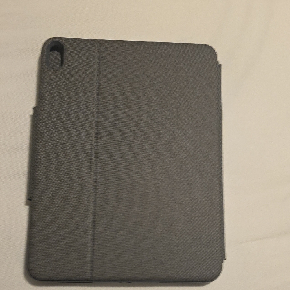 Logitech Gray Tablet Keyboard Folio - Picture 11 of 12